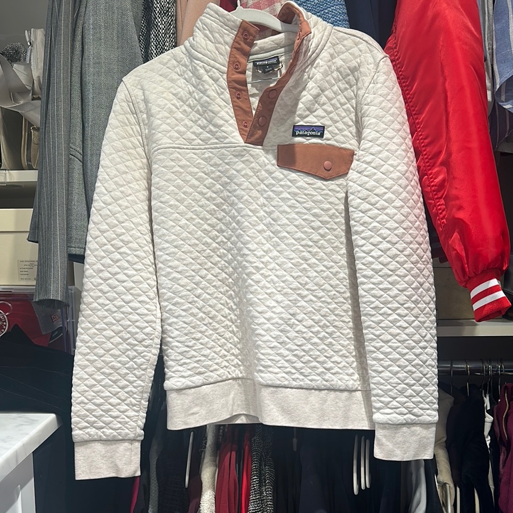 Patagonia Cream Quilted Pullover